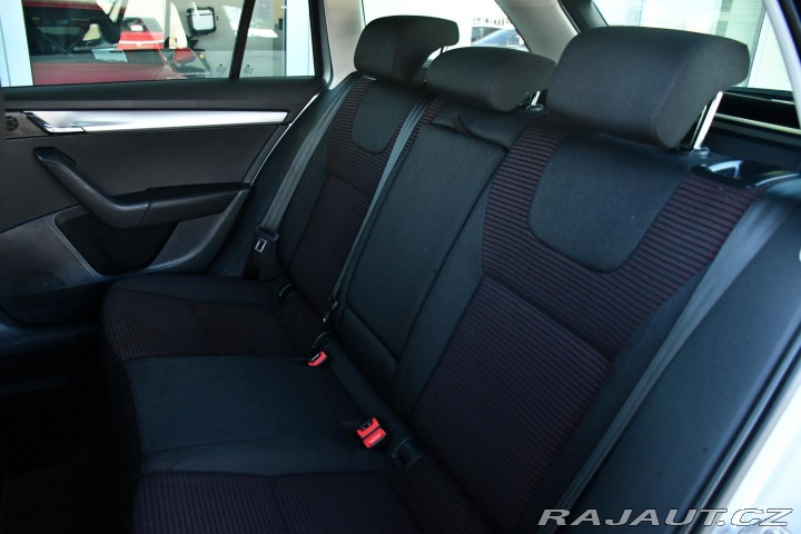 Škoda Octavia 2.0TDi AUT. AC VYHŘ.SEDAČ 2013