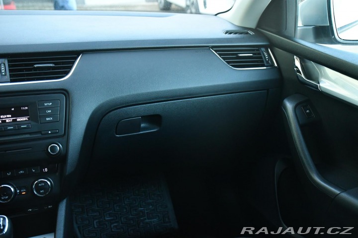 Škoda Octavia 2.0TDi AUT. AC VYHŘ.SEDAČ 2013