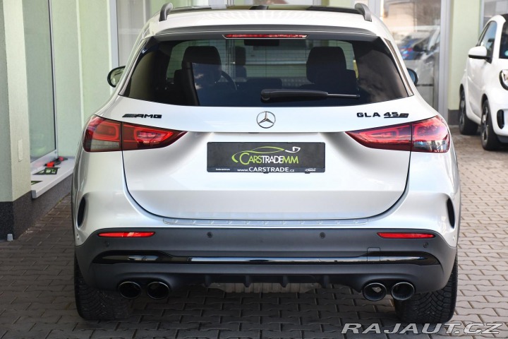 Mercedes-Benz GLA 45S AMG 4MATIC+PANO 2022