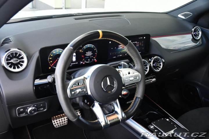 Mercedes-Benz GLA 45S AMG 4MATIC+PANO 2022