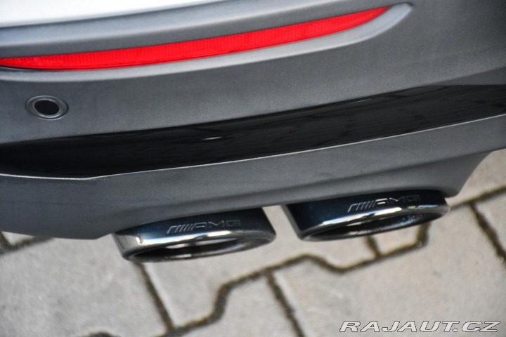 Mercedes-Benz GLA 45S AMG 4MATIC+PANO 2022