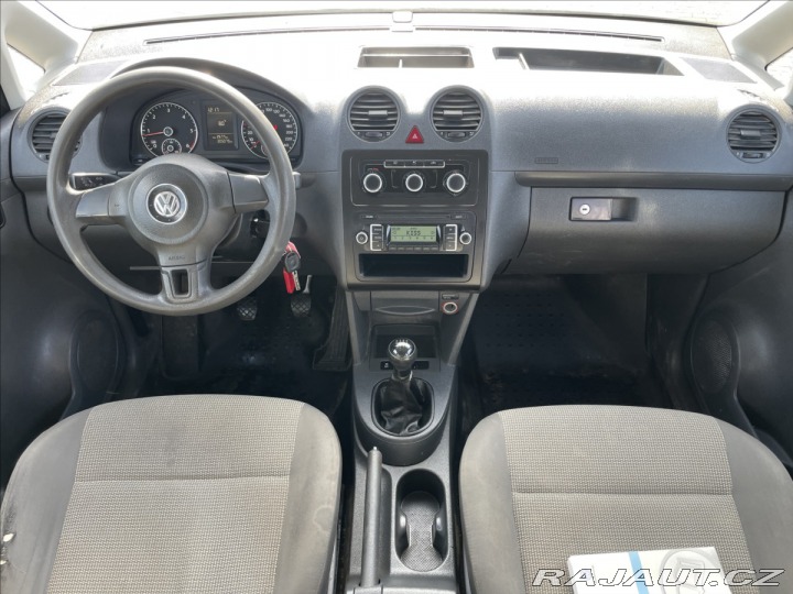Volkswagen Caddy 1,6 TDi 75kw MAXI TAŽNÉ D 2011
