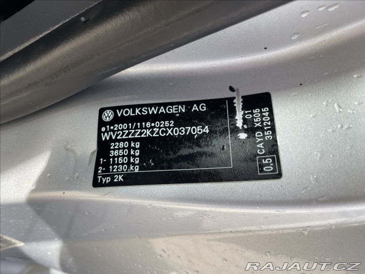 Volkswagen Caddy 1,6 TDi 75kw MAXI TAŽNÉ D 2011