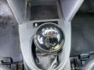 Volkswagen Caddy 1,6 TDi 75kw MAXI TAŽNÉ D 2011