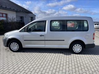 Volkswagen Caddy 1,6 TDi 75kw MAXI TAŽNÉ D 2011
