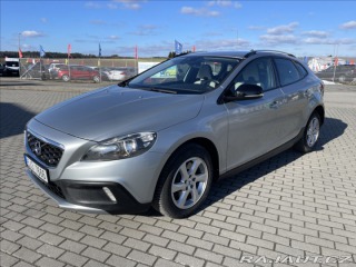 Volvo V40 2,0 i T4 140kw AWD CROSSC 2015