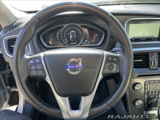 Volvo V40 2,0 i T4 140kw AWD CROSSC 2015