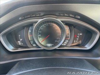 Volvo V40 2,0 i T4 140kw AWD CROSSC 2015