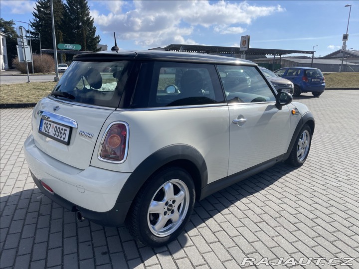 Mini Cooper 1,6 i 88kw Klima ALU bez 2008