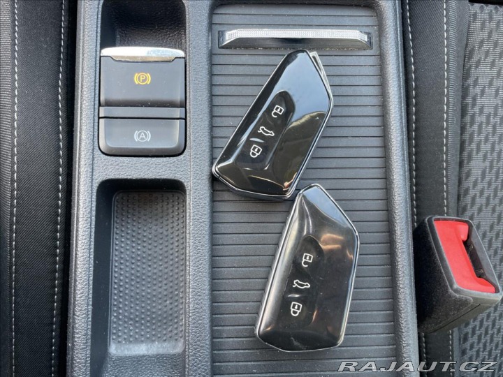 Škoda Octavia 2,0 TDi 110kw DSG Style N 2023