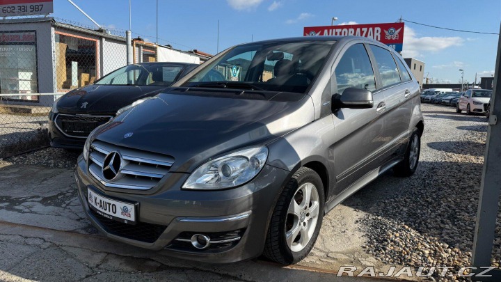 Mercedes-Benz B B180i 85kW REZERVOVANO 2009