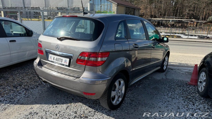 Mercedes-Benz B B180i 85kW REZERVOVANO 2009