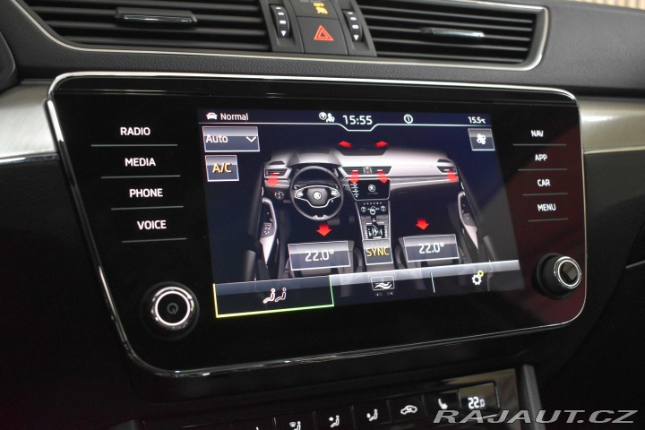 Škoda Superb 2.0 TDI DSG*TAŽNÉ*KAMERA* 2021