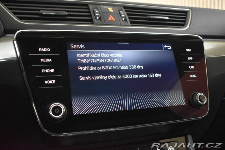 Škoda Superb 2.0 TDI DSG*TAŽNÉ*KAMERA* 2021