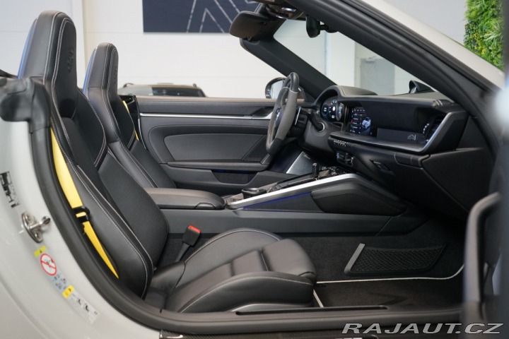 Porsche 911 TURBO S*CABRIO*LIFT*TECHA 2023