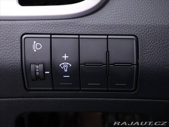 Hyundai i30 1,6 GDi 88kW CZ 2015