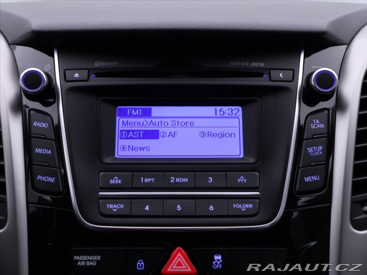 Hyundai i30 1,6 GDi 88kW CZ 2015