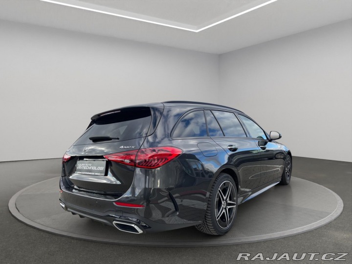 Mercedes-Benz C C 300 de 4MATIC kombi 2025