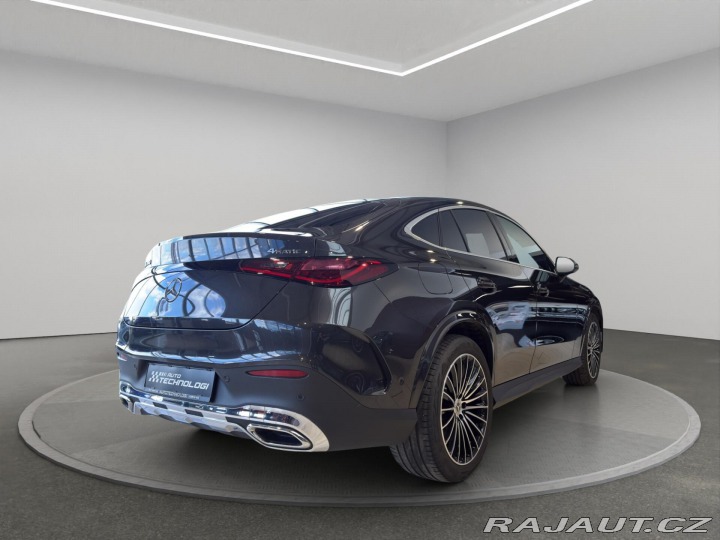 Mercedes-Benz GLC 200 4MATIC kupé 2023