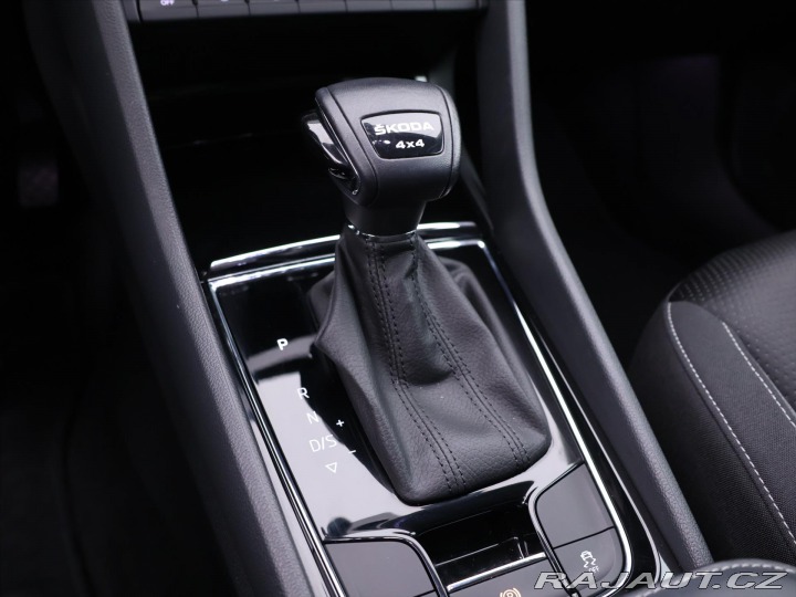 Škoda Karoq 2,0 TDI DSG 4x4 Tour Virt 2022