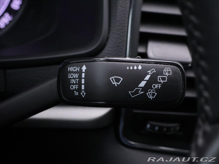 Škoda Karoq 2,0 TDI LED Navi CZ DPH 1 2021