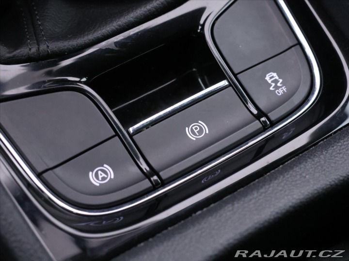 Škoda Karoq 2,0 TDI LED Navi CZ DPH 1 2021