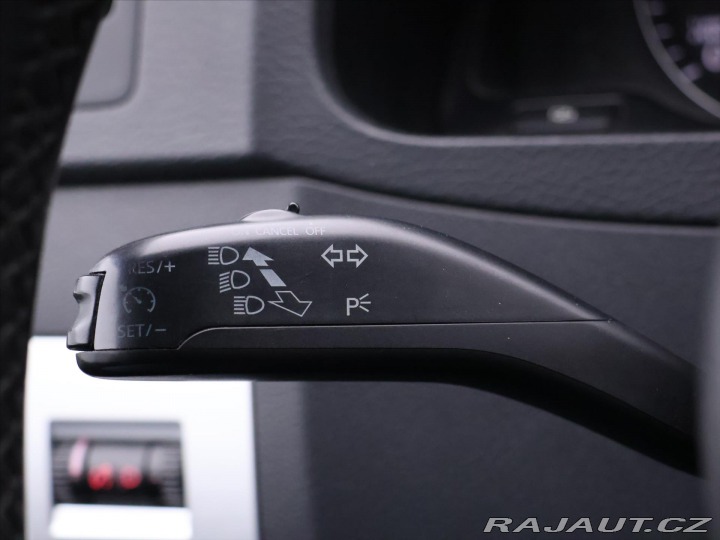 Volkswagen Multivan 2,0 TDI 103kW Comfort 7-M 2012