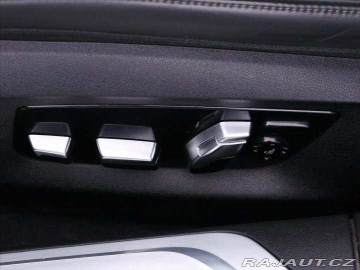 BMW 7 4,4 750i 330kW xDrive DPH 2017