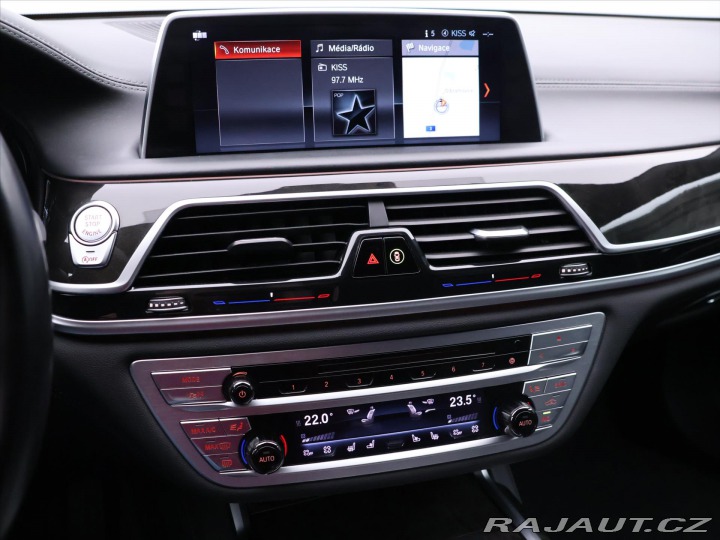 BMW 7 4,4 750i 330kW xDrive DPH 2017