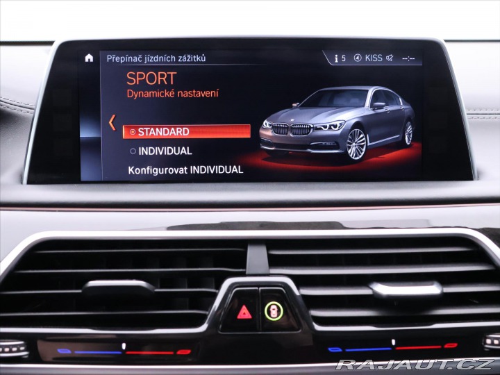 BMW 7 4,4 750i 330kW xDrive DPH 2017