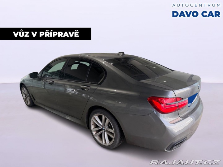 BMW 7 4,4 750i 330kW xDrive DPH 2017