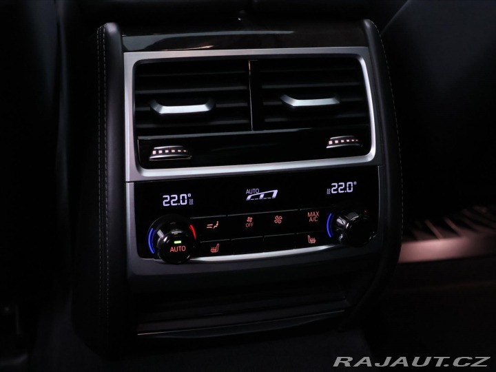 BMW 7 4,4 750i 330kW xDrive DPH 2017