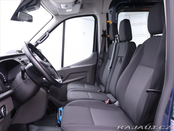 Ford Transit 2,0 TDCI 96kW L2 9-Míst C 2021
