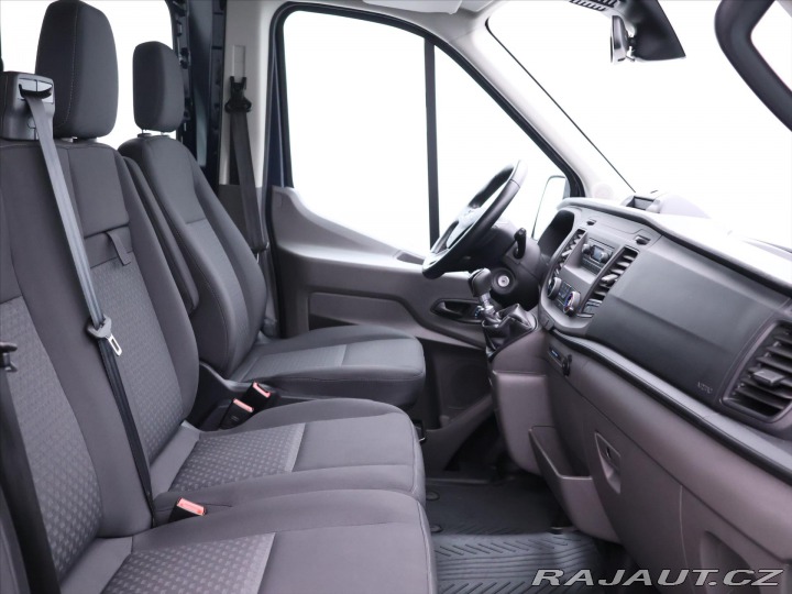 Ford Transit 2,0 TDCI 96kW L2 9-Míst C 2021