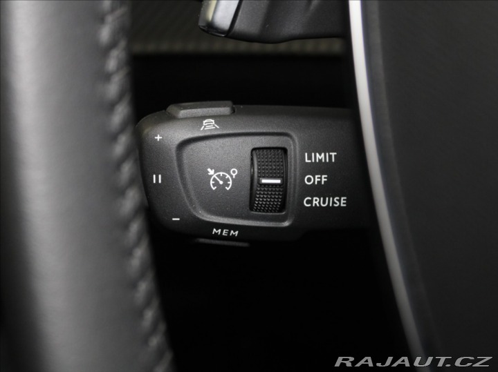 Peugeot 2008 1,2 PureTech 130 EAT8 All 2024