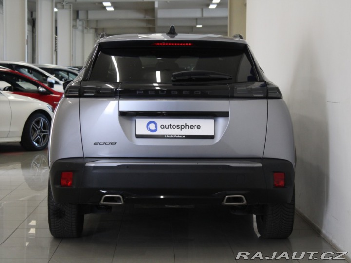 Peugeot 2008 1,2 PureTech 130 EAT8 All 2024