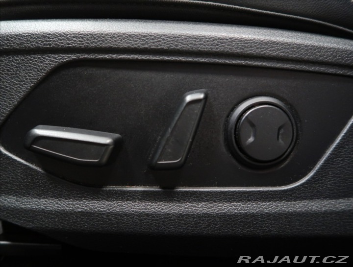 Kia Sportage 1,6 T-GDI AWD 1. MAJ ČR Z 2022