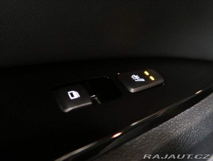 Kia Sportage 1,6 T-GDI AWD 1. MAJ ČR Z 2022