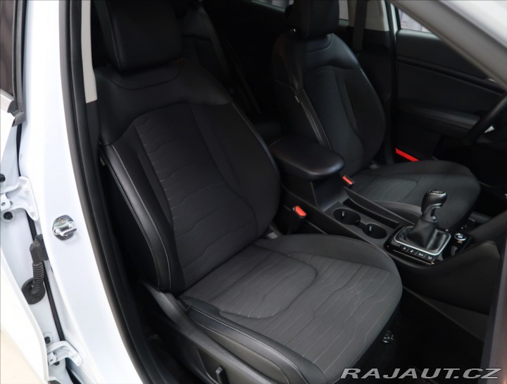 Kia Sportage 1,6 T-GDI AWD 1. MAJ ČR Z 2022
