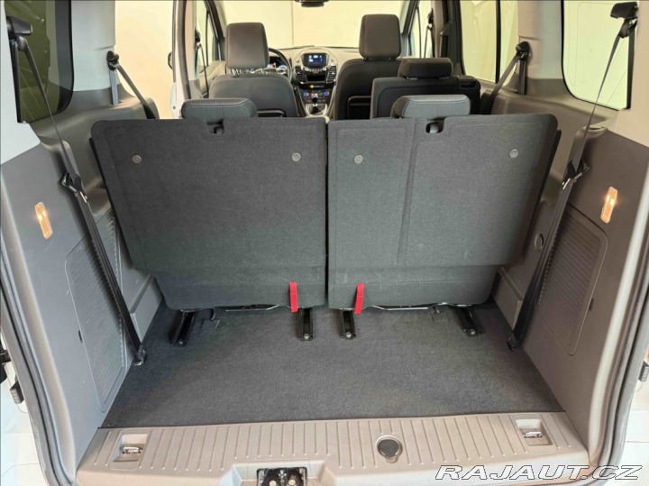 Ford Tourneo Connect 1,5 EcoBlue TITANIUM 7MÍS 2021