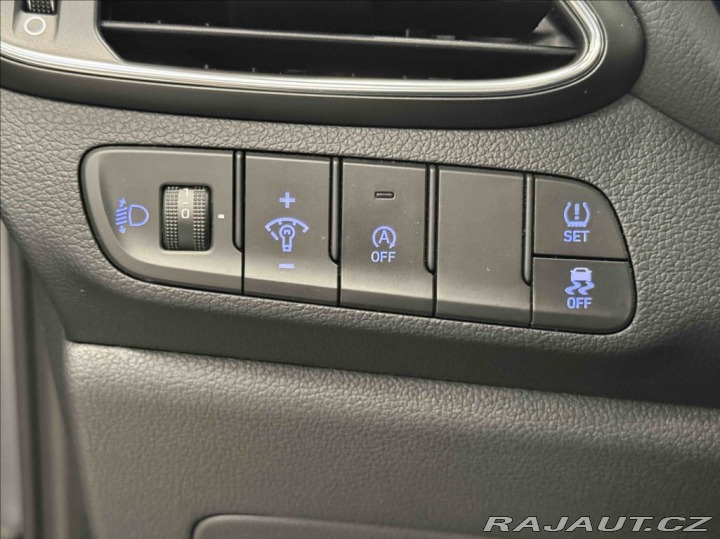 Hyundai i30 1,5 DPI SMART CLIMATE 2024