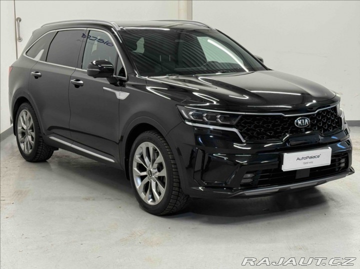 Kia Sorento 2,2 CRDI TOP 4X4 AT PANO 2021