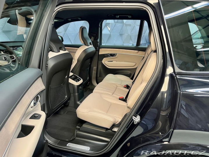 Volvo XC90 T8 AWD DARK PLUS, VZDUCH, 2026