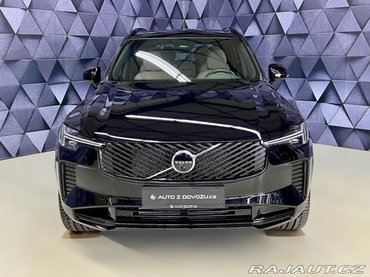 Volvo XC90 T8 AWD DARK PLUS, VZDUCH, 2026