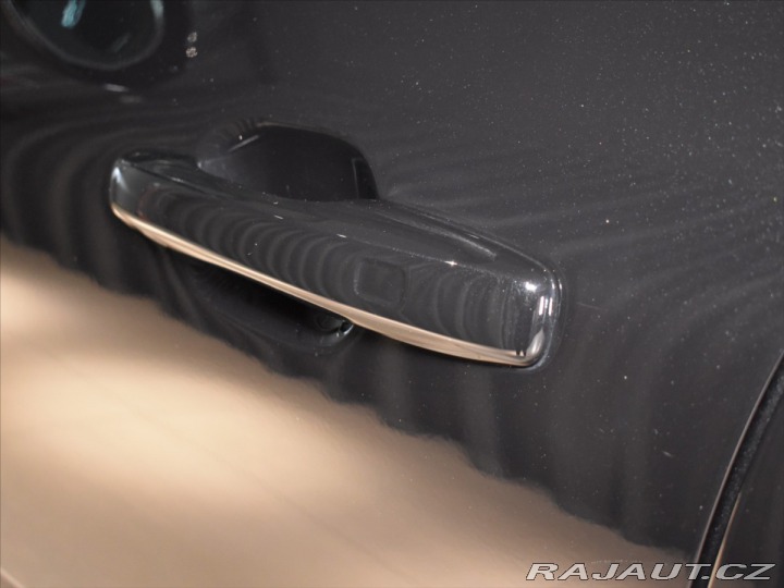 Volvo XC60 2,0 T8 AWD Black Edition 2025