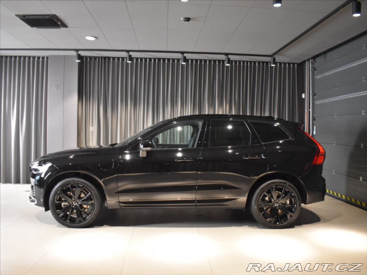 Volvo XC60 2,0 T8 AWD Black Edition 2025