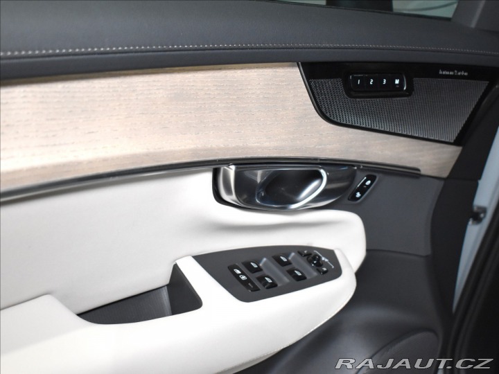 Volvo XC90 2,0 B5  Plus Dark 1800