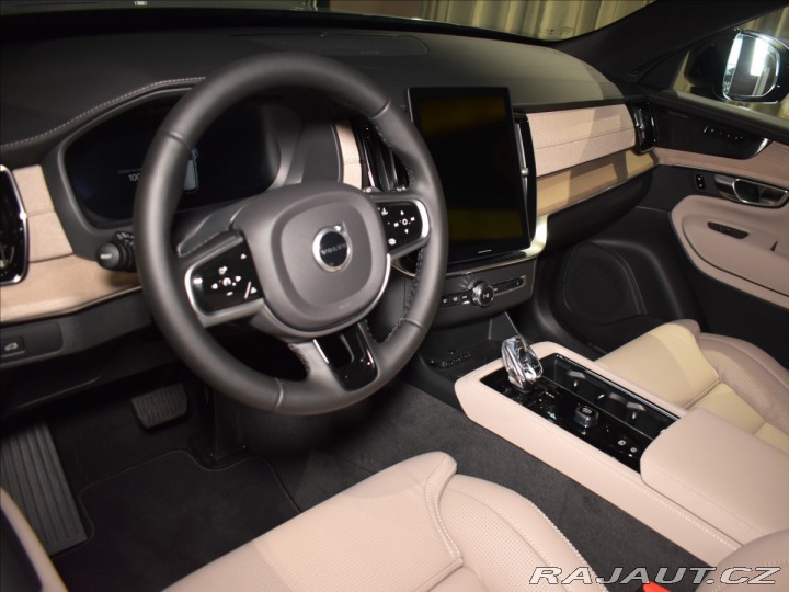 Volvo XC90 2,0 B5  Plus Dark 1800