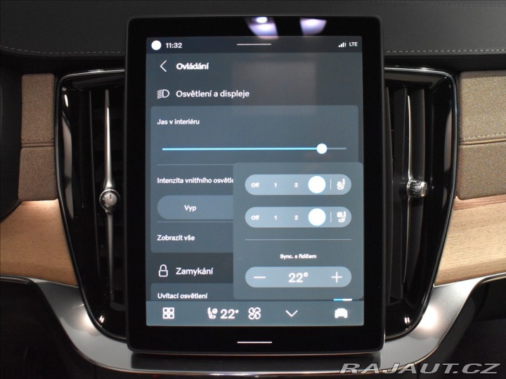 Volvo XC90 2,0 B5  Plus Dark 1800