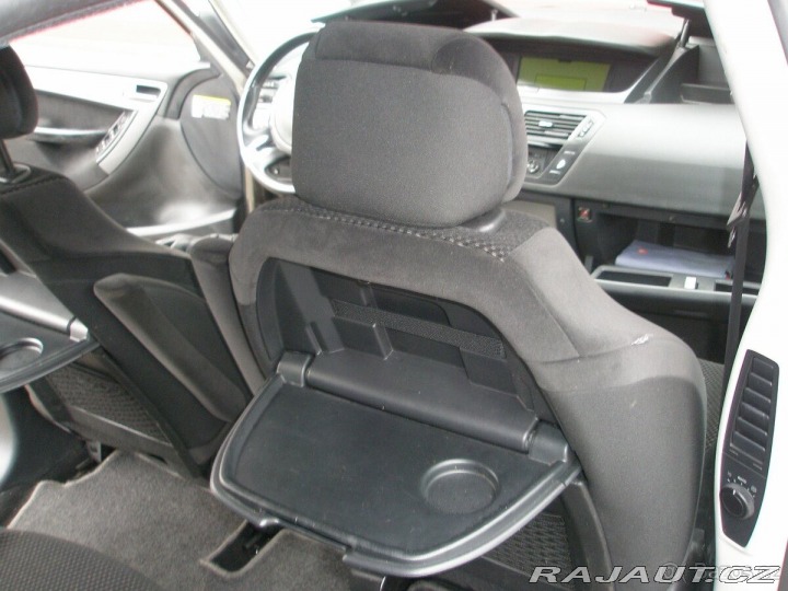 Citroën C4 Picasso 2,0 103Kw benzín 1800